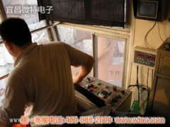 深圳媽灣港25T門座起重機安裝WTL-100力矩限制器