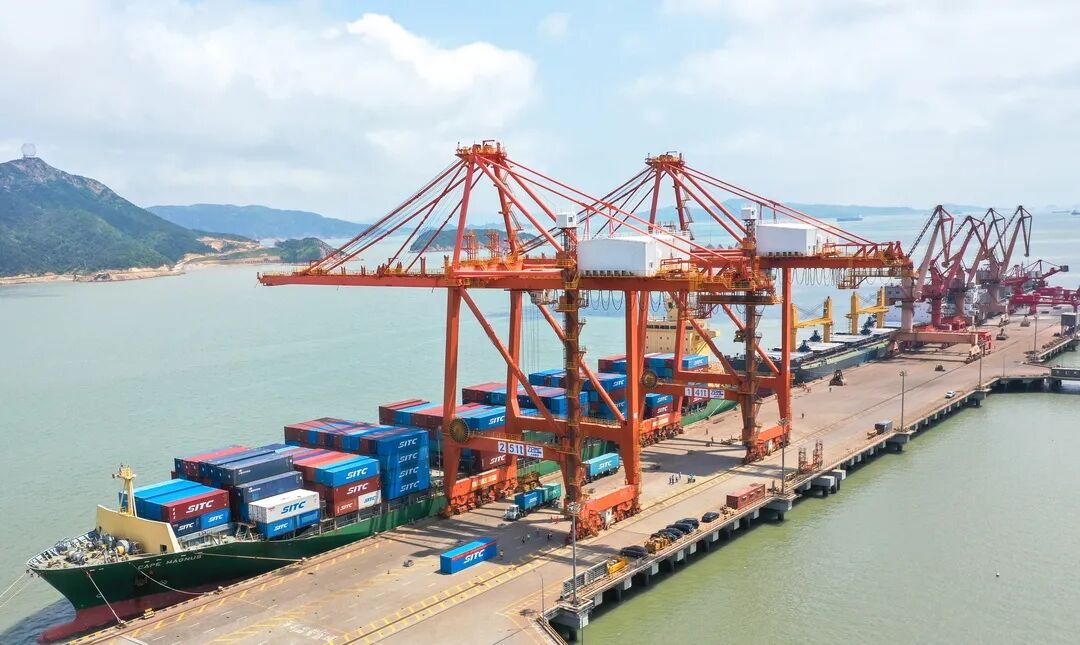 溫州金洋集裝箱碼頭力矩保護改造順利完工